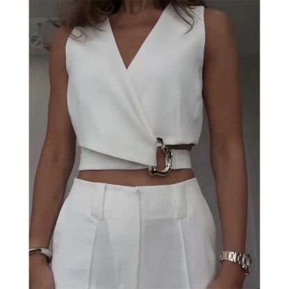 BELKOMPL-SIV-L/XL, Elegantný biely top s jedinečným dizajnom - Image 3