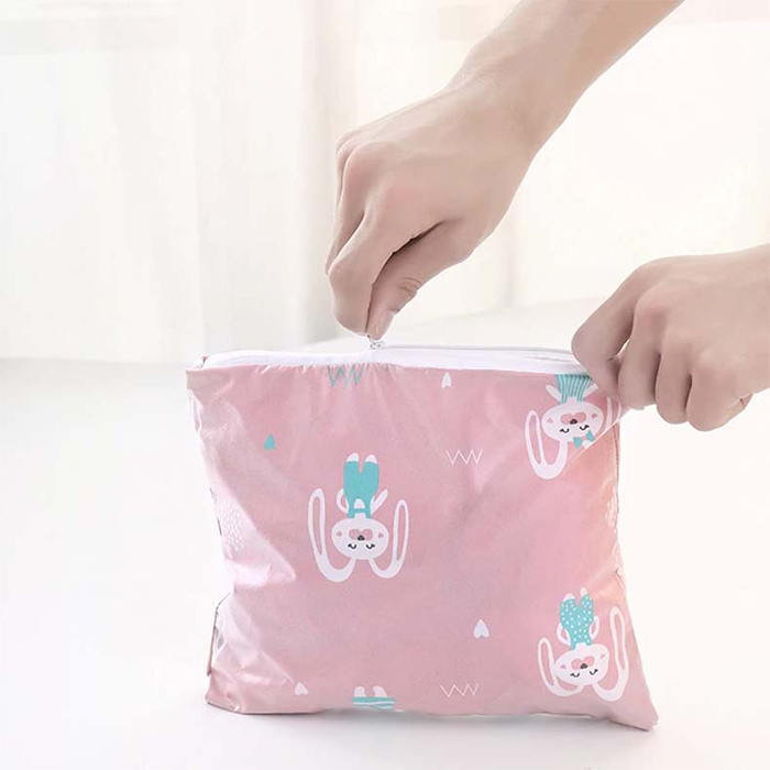 BabySleeve, vodeodolný podbradník s rukávmi na ochranu pred škvrnami - Image 4