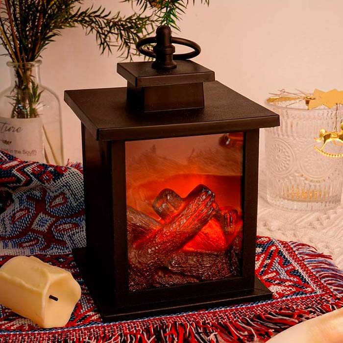 V lampe sa tlejúci oheň vyzerá ako skutočný!
