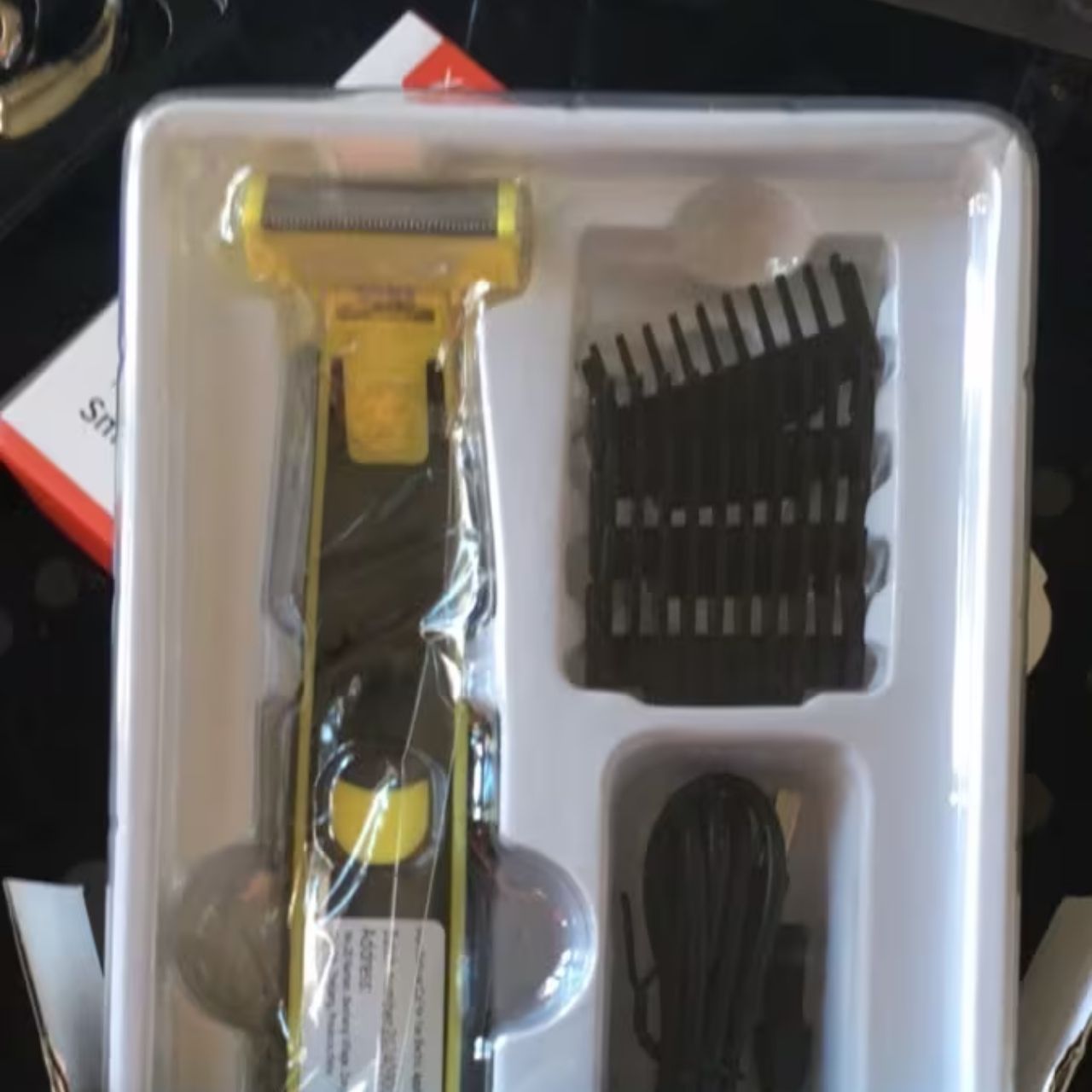 FullBodyShaver, elektrický holiaci strojček na bradu a telo - Image 7