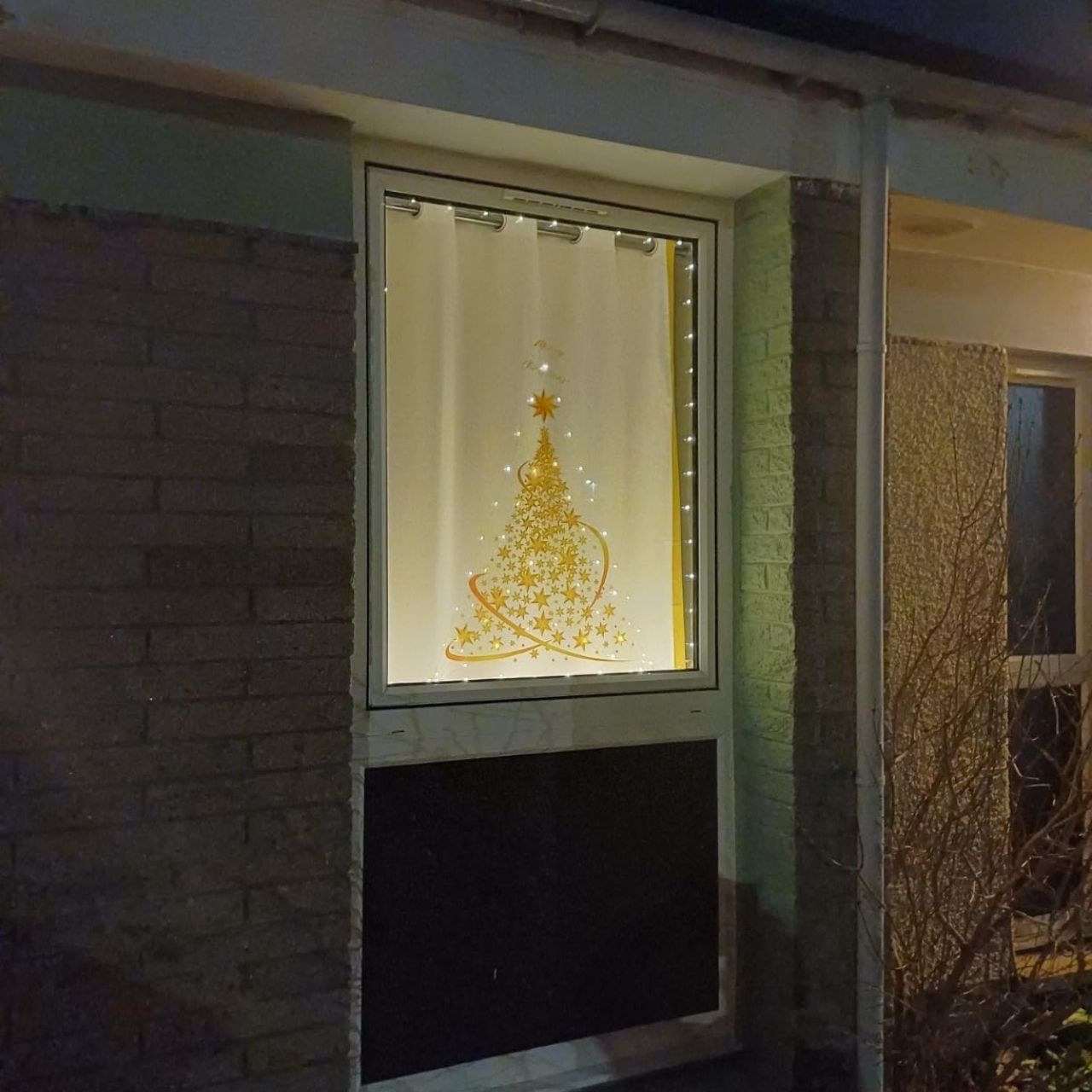 GoldenTree, vianočné nálepky na okno v zlatej farbe (2 ks) - Image 6