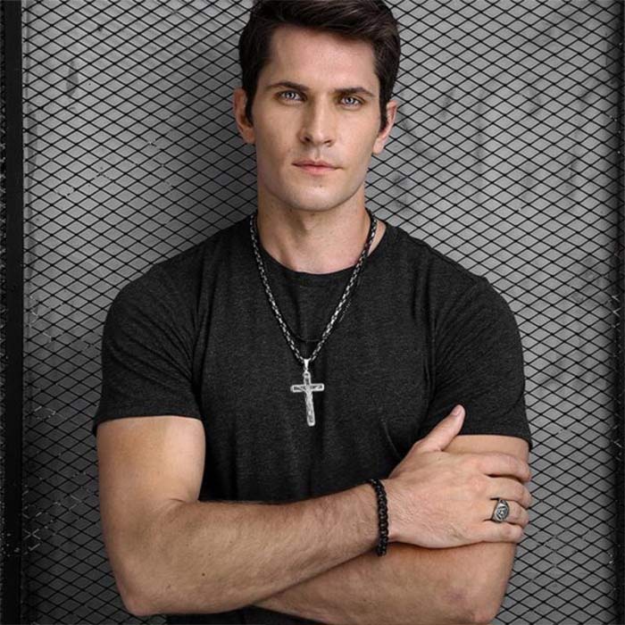 Náhrdelník s Ježišom nesie srdečné posolstvo a dáva vám pocit bezpečia.