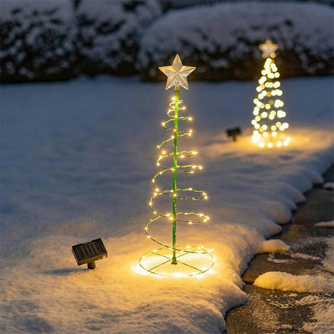 Žiadna elektrina ani dlhé káble - svetlá sú nabíjané solárnou energiou!